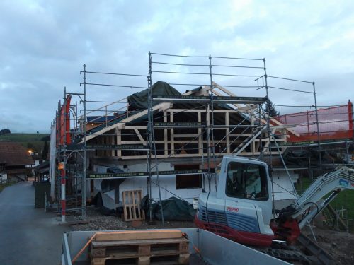 Baustelle Front